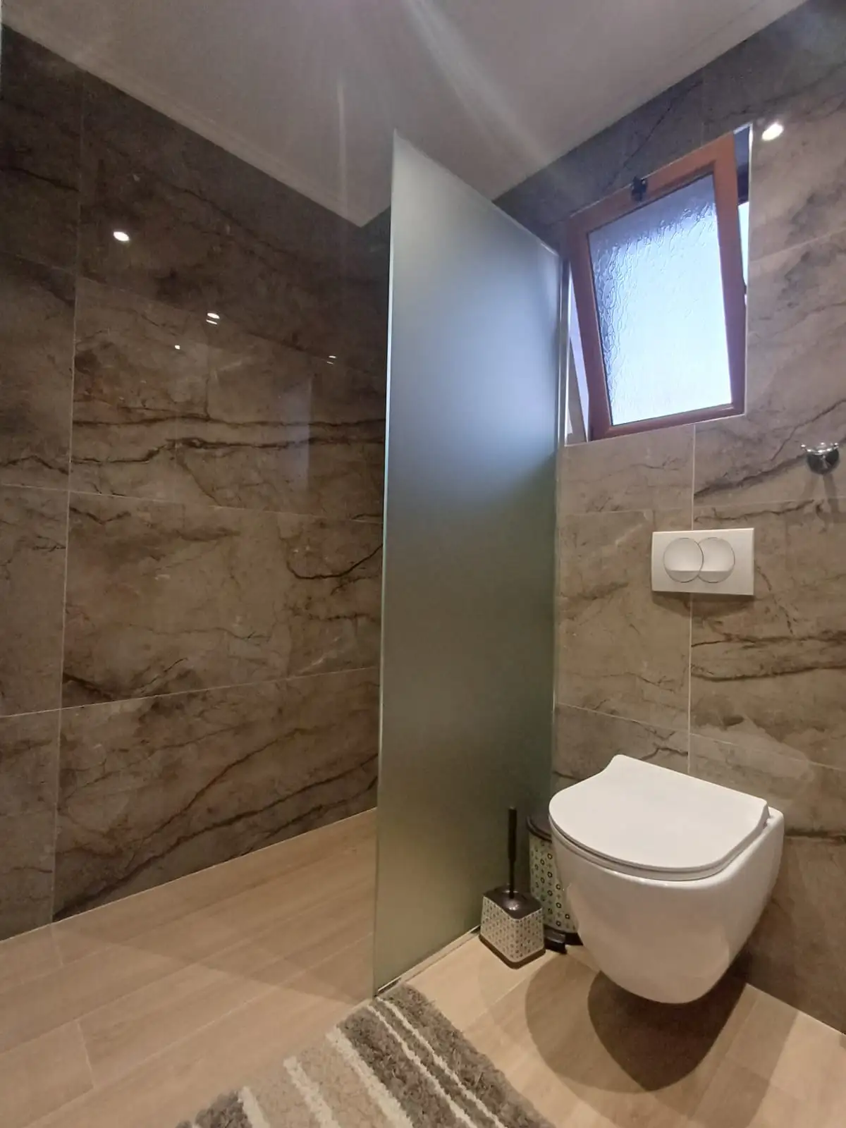 img_id_669830.42.58 (1).webp